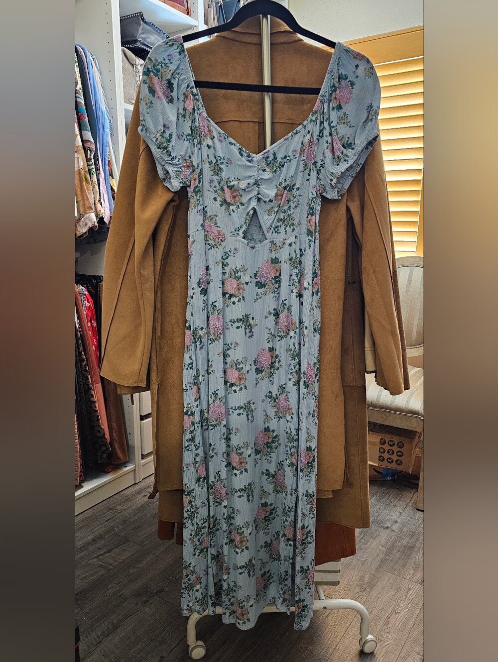 SO cut-out midi-dress. Size M.